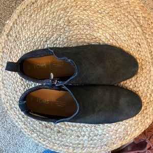 Tom’s Womens booties